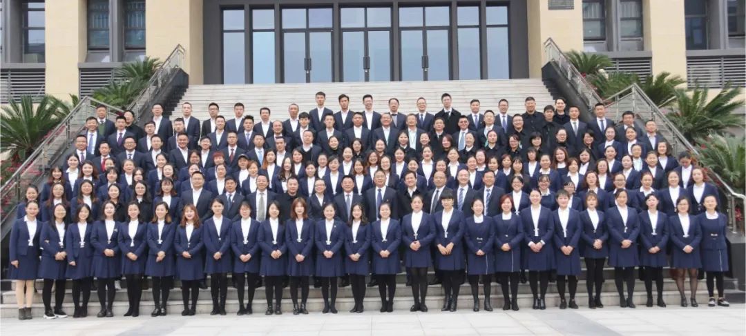 教師合影.jpg 圖片